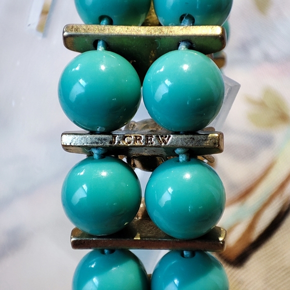 J. Crew Signed Faux Turquoise Beaded Stretch Bracelet Clear Rhinestones EUC - Picture 6 of 7